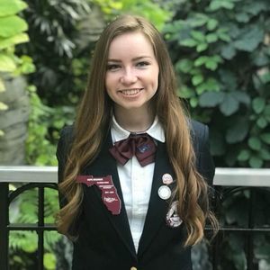 Meet your Posher, Hope